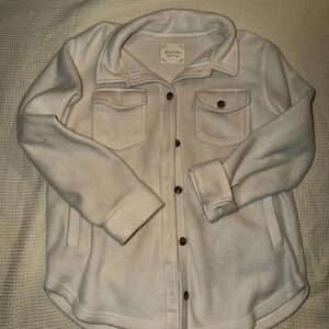 Altar’d State Cream Fleece Shacket – Button Front, Size L